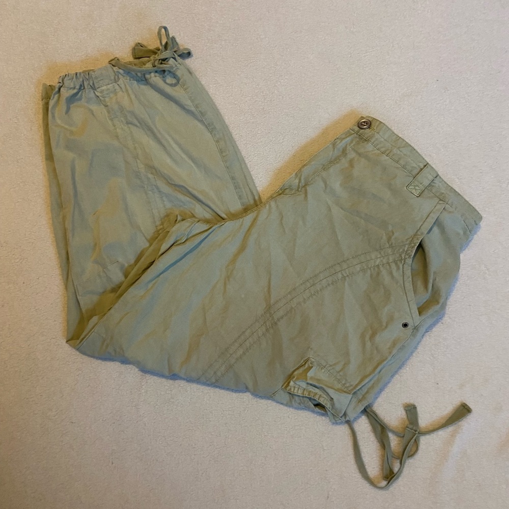 Anthropologie crop cargo pants in light green